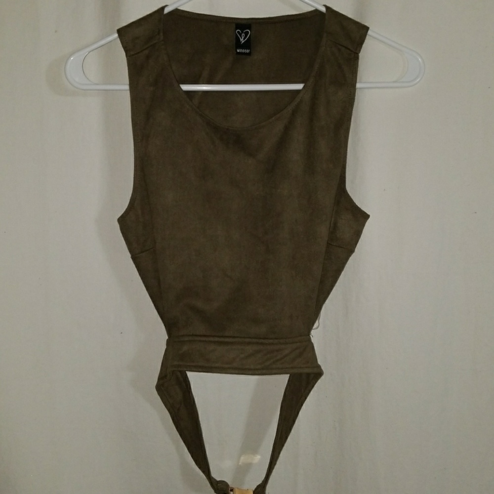 Army green suade crop